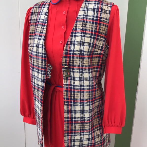 Vintage 1960s 1970s Navy, Red, Cream, & Tan Preppy Classic Plaid Button Up Vest - Picture 4 of 6